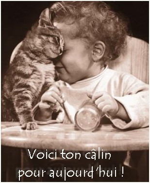 Adorable le calin !